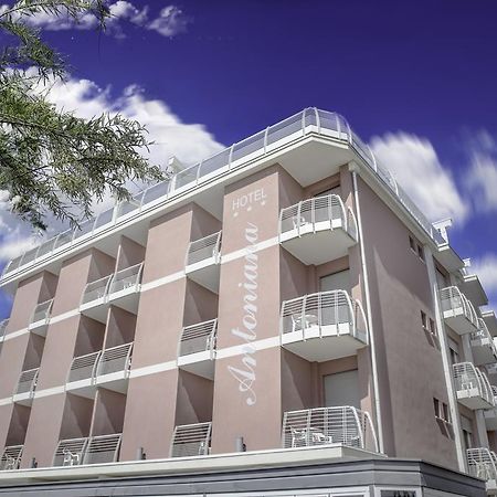 Hotel Antoniana Caorle Esterno foto