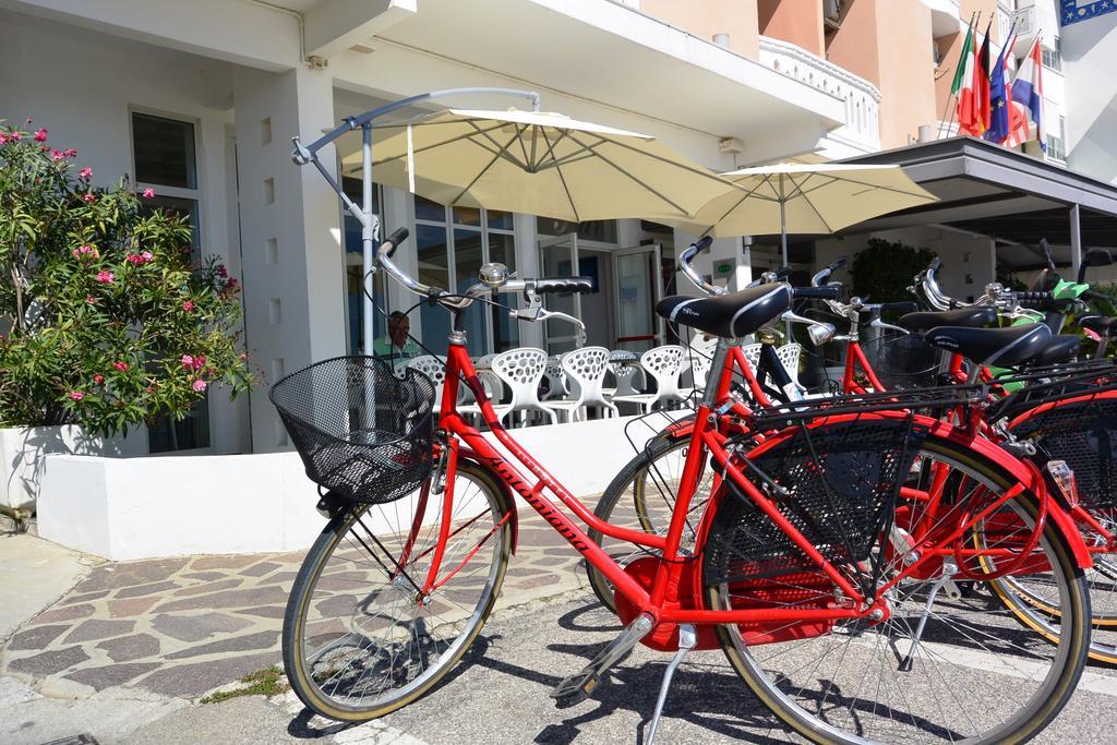 Hotel Antoniana Caorle Esterno foto