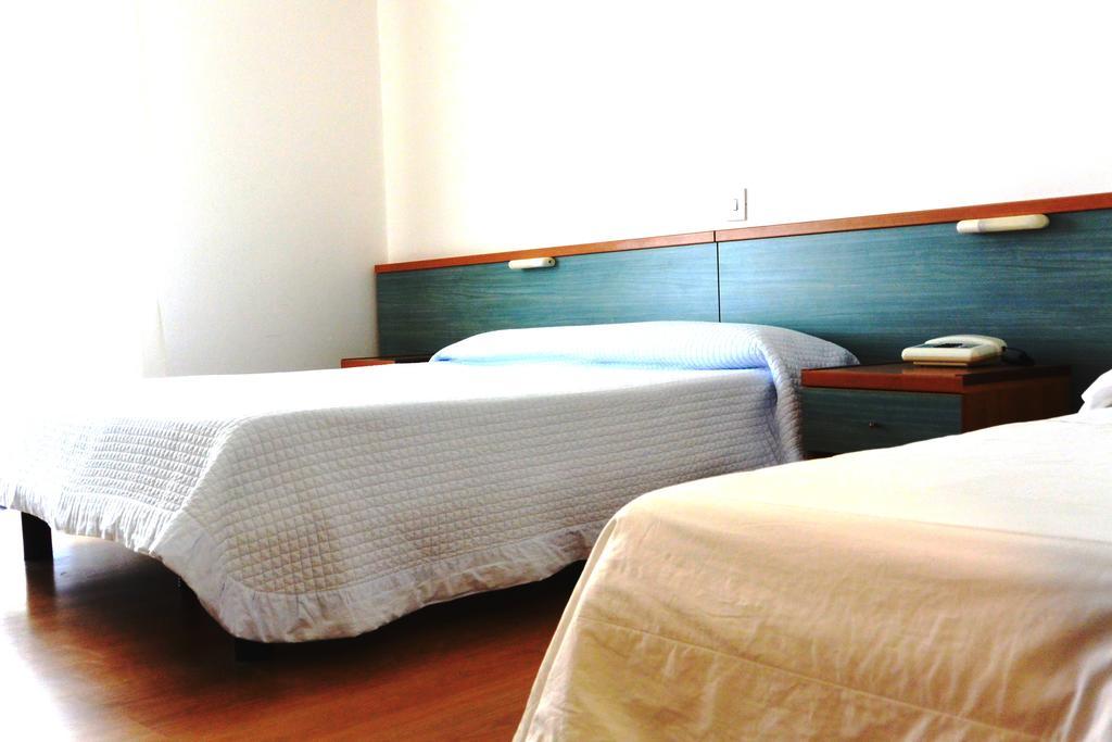 Hotel Antoniana Caorle Camera foto